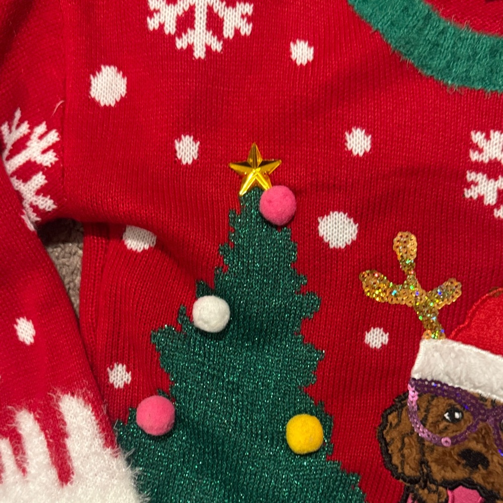 Festive Red Christmas Sweater with Bear Design - Picture 5 of 6